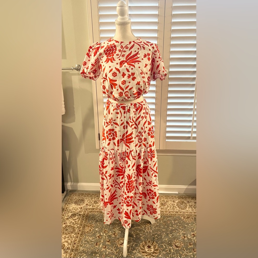 Cupcakes & Cashmere Linen Blend Floral Patterned Two Piece Set, NWT Sz S